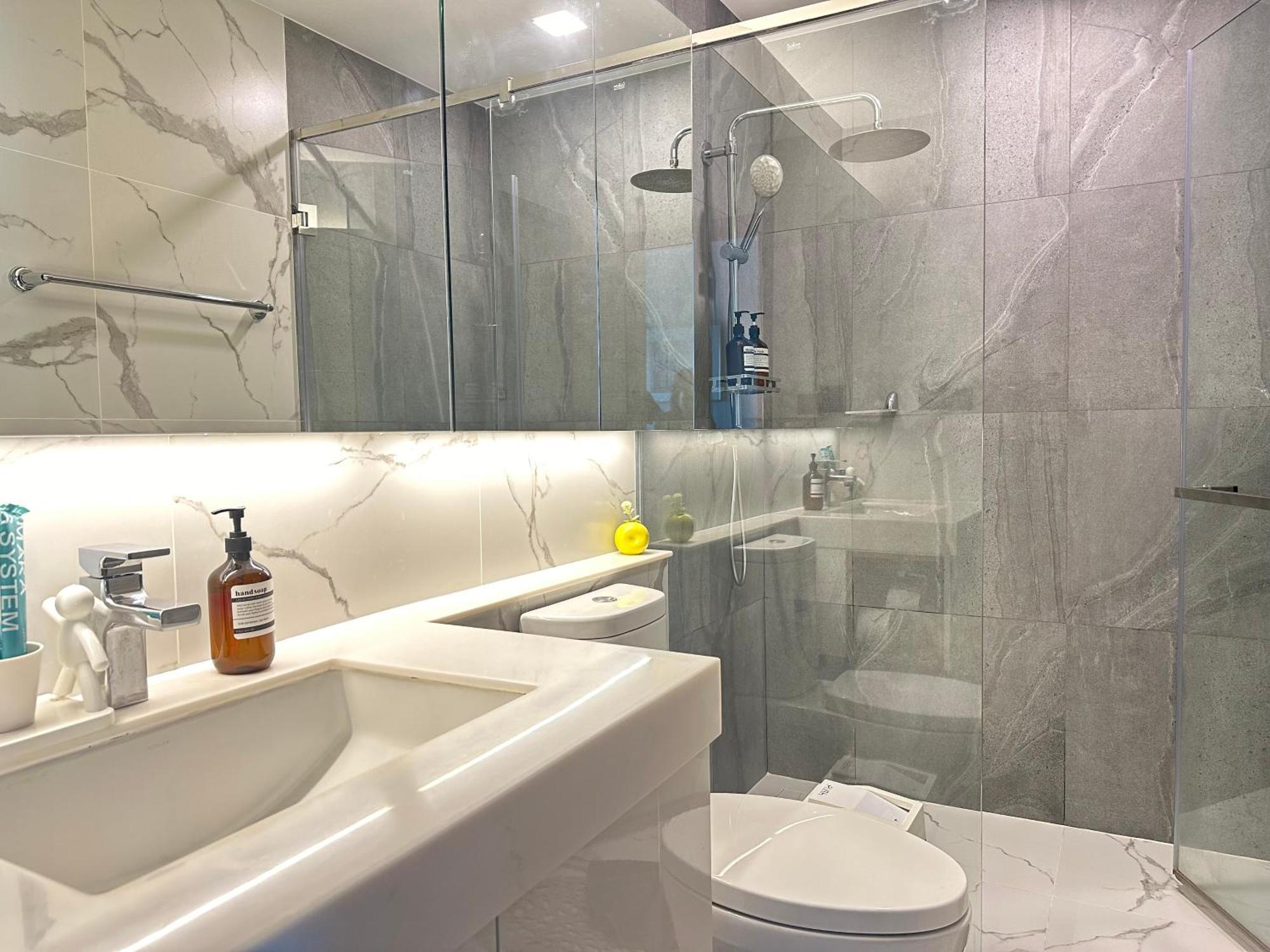 New & Cozy 2 Bedroom @ The Astra Sky River 치앙마이 외부 사진